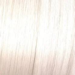 Coloration gloss Shinefinity 09/13 toffee milk