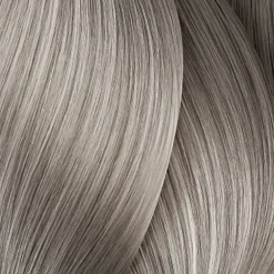 Coloration ton sur ton Dia Color 9.1 blond très clair cendré