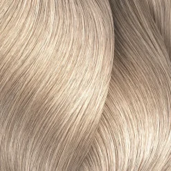 Coloration ton sur ton Dialight Acidic Gloss Color 10.02 milkshake naturel nacré