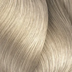 Coloration ton sur ton Dialight Acidic Gloss Color 10.01 milkshake naturel glacé
