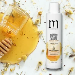Shampooing révélateur de lumière pour cheveux ternes