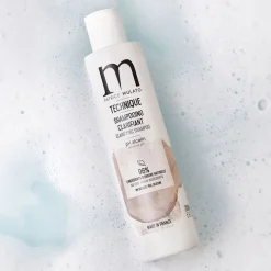 Shampooing technique clarifiant