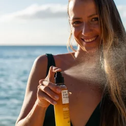 Eau protectrice bouclier anti-UV Solar Protect
